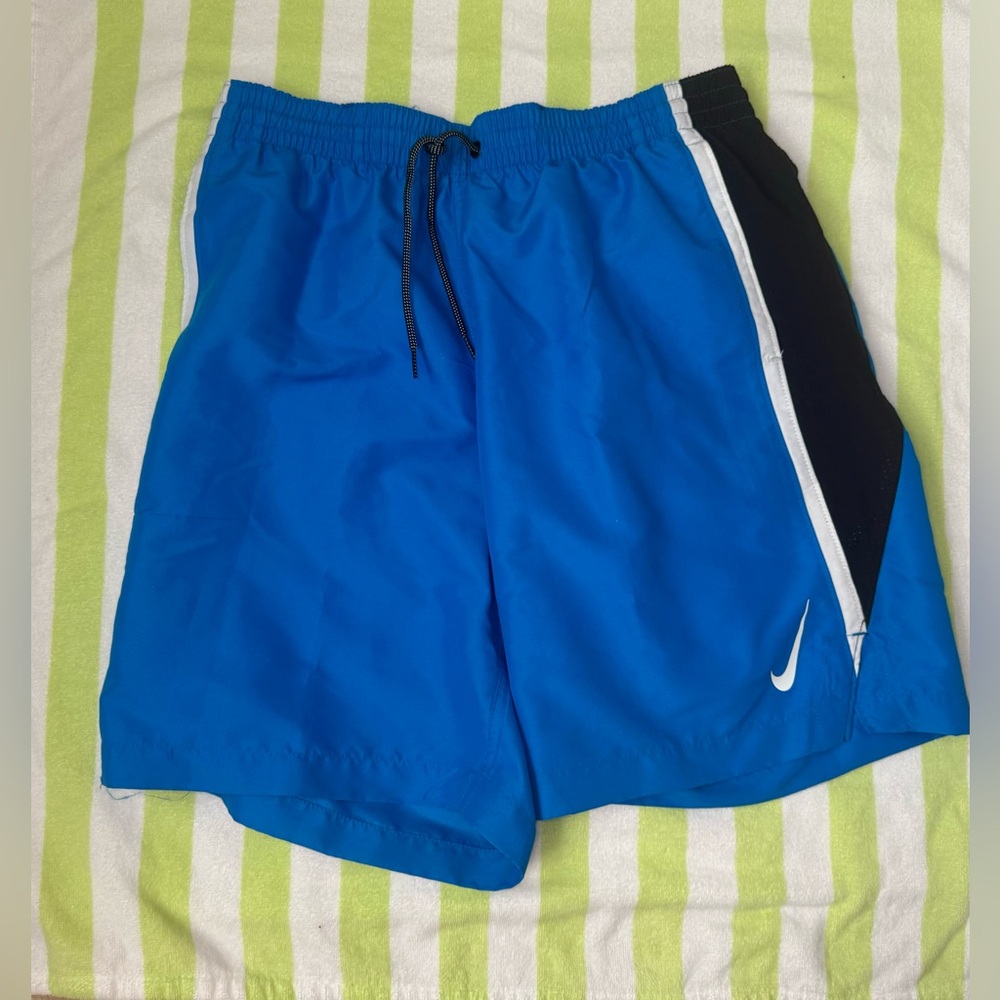Men's Nike NESSC602 Polyester Swim Shorts Size Medium New